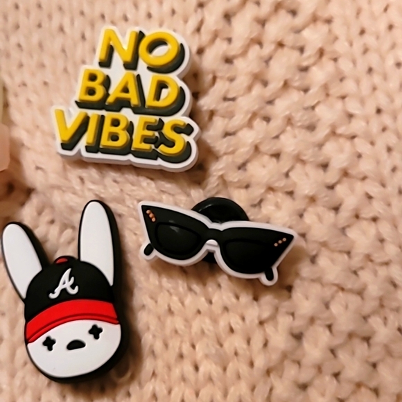 BAD BUNNY JIBBITZ FOR CROCS - Picture 2 of 3